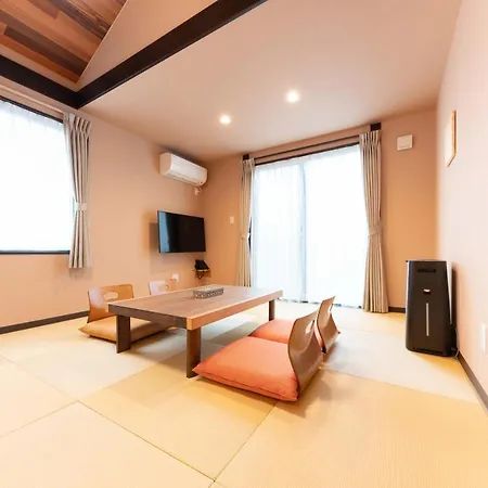 スタジオーネ 箱根強羅 East - Stagione Hakone Gora East Apartment Exterior photo